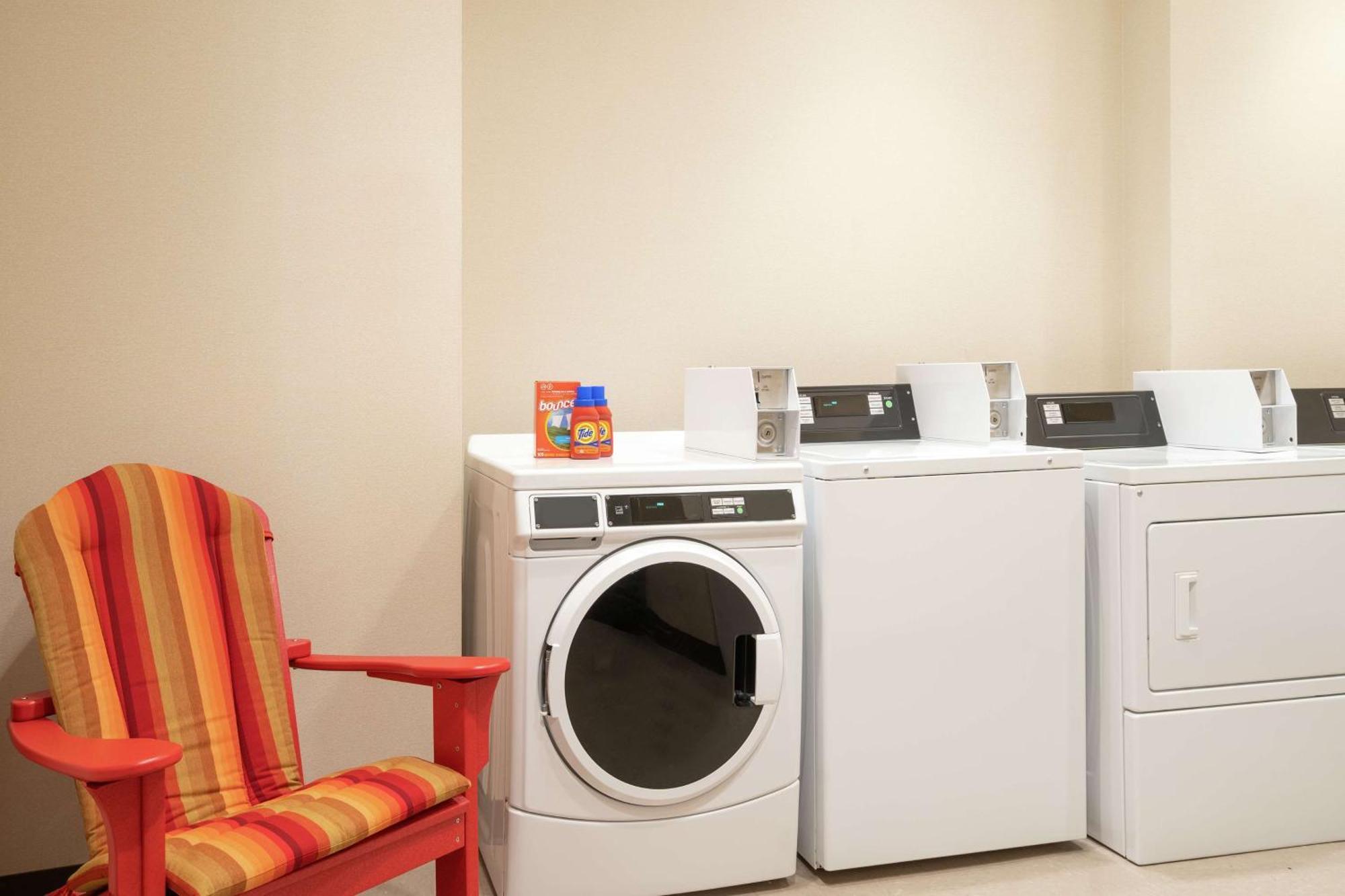 Home2 Suites By Hilton Woodland Hills 洛杉矶 外观 照片