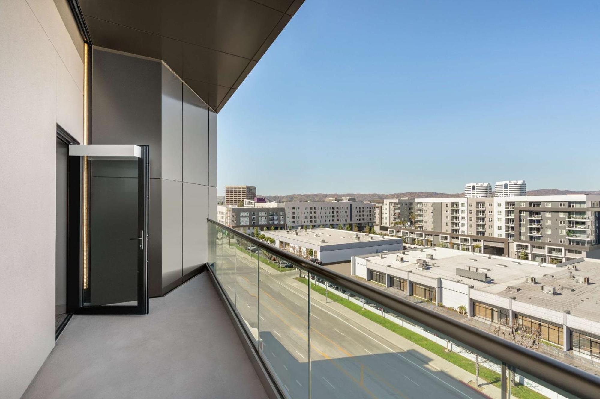 Home2 Suites By Hilton Woodland Hills 洛杉矶 外观 照片